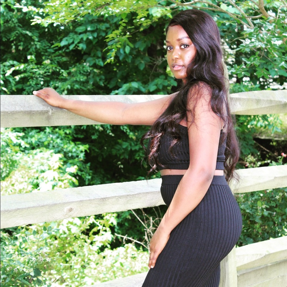 Noir Crop Set